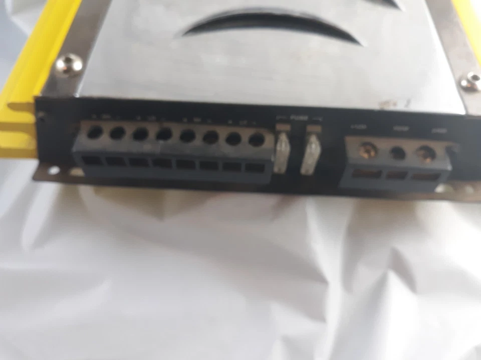 Amplificador Coche Vintage Old School Lightning Audio Bolt PIEZAS o REPARACIÓN Foto 3 de 4