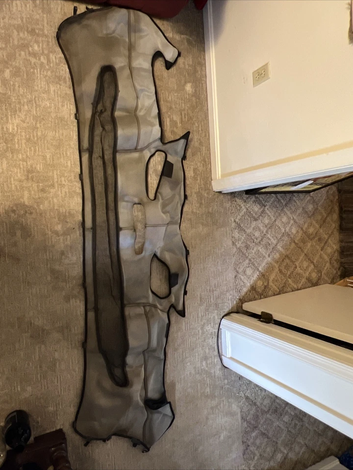 Sujetador delantero-ZX2 LeBra 55664-01 para Ford Escort 1998-2000 Foto 4 de 4