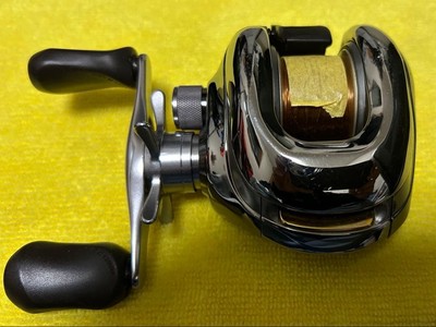 SHIMANO This is a Antares RH220 the first generation right-hand drive reel.