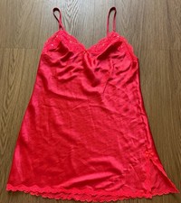Victoria  s Secret Women  s Red Solid Lace Trim Full Slip, Bow, Adjustable, M