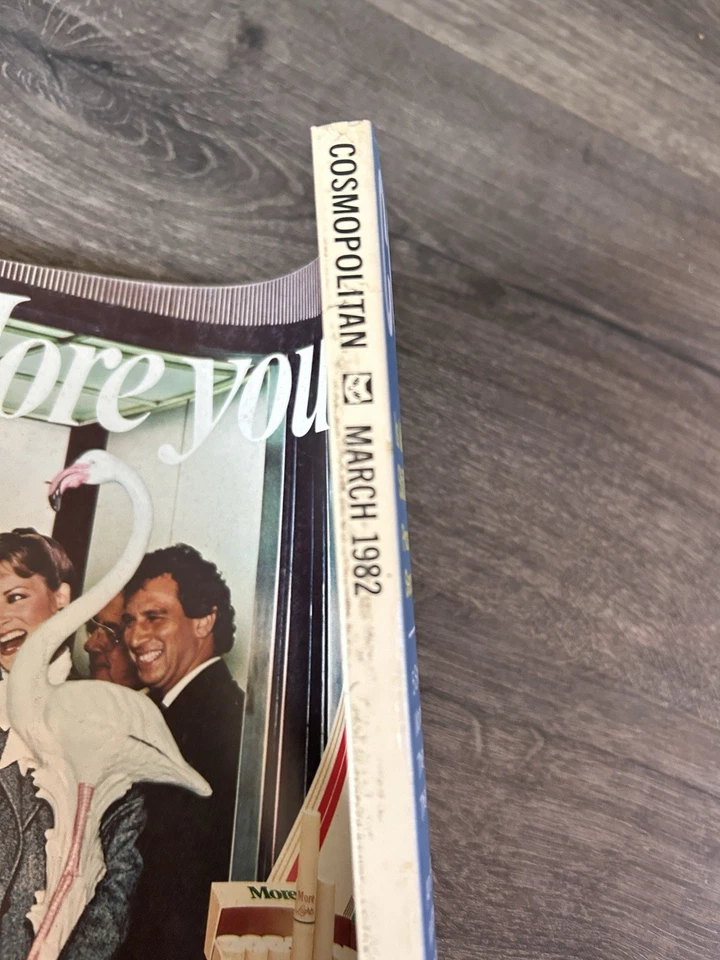 Vintage Cosmopolitan Magazine March 1982 Donna Sita on Cover Like New Foto 3 de 3
