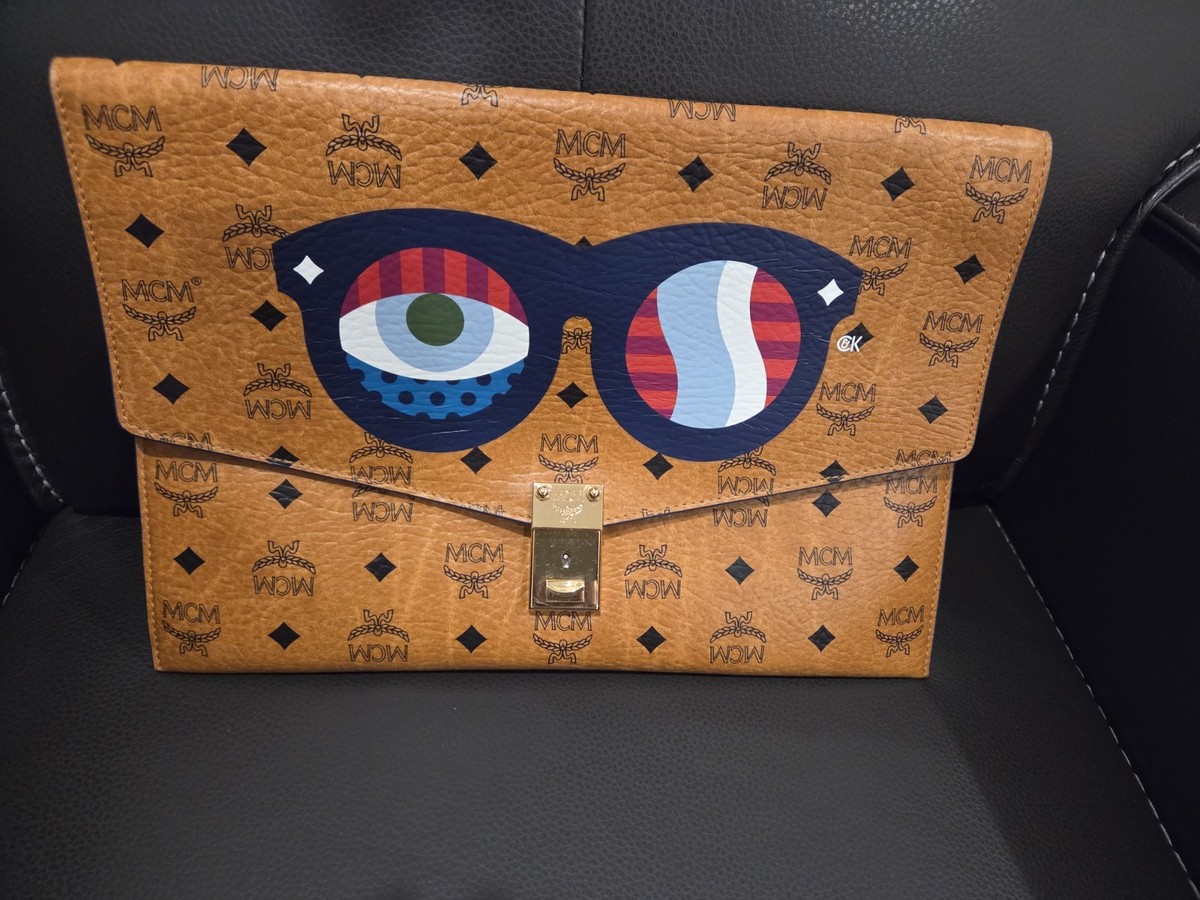 MCM Limited Edition Clutch Sold Out Will Not Be Available In Stores Or Online  View 5