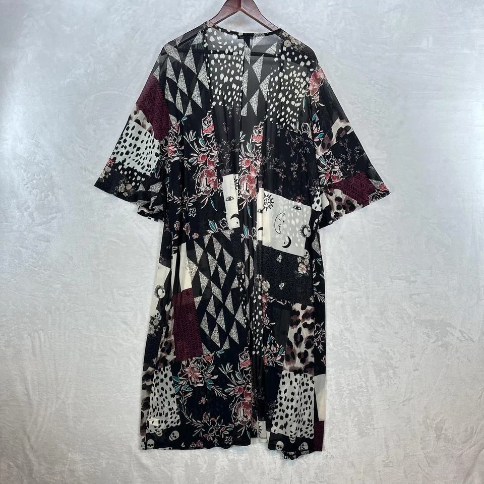 Kimono espanador torrido feminino 3X preto malha transparente patchwork celestial frente aberta - Imagem 3 de 4