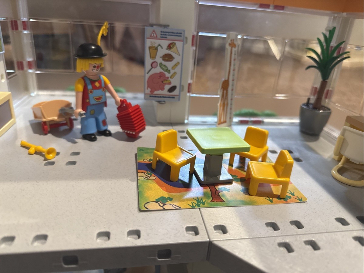 PLAYMOBIL Hospital Clinic 4404 Nearly Complete With Extras for