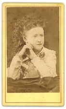 Antique Cdv Circa 1870s P.l. Stewart Young Gorgeous Lady Lace Dress Oneida Ny