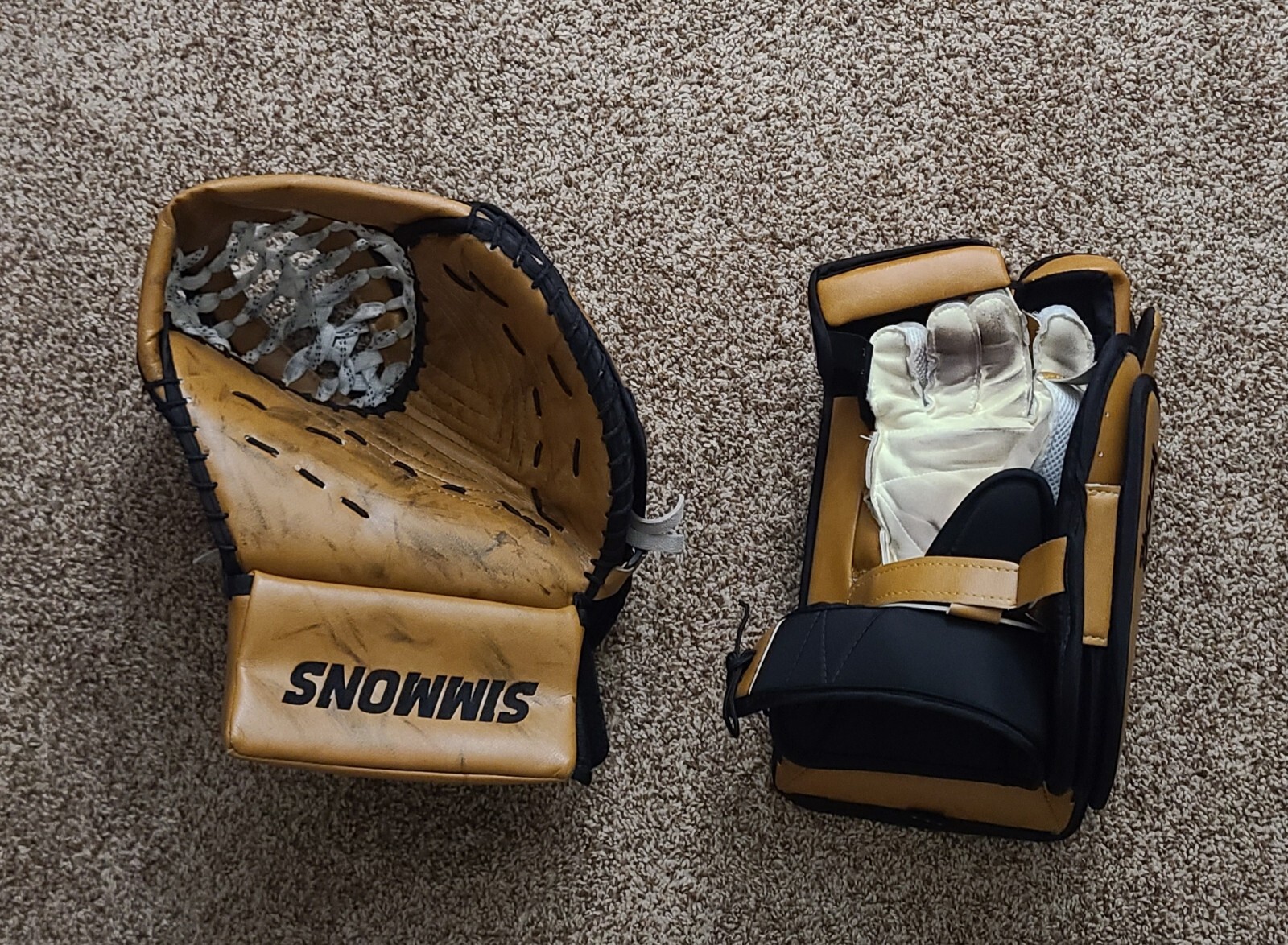 Simmons Ice Hockey Goalie Trapper and Blocker eBay