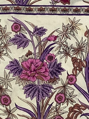 Bufanda de seda vintage cuadrada floral púrpura Liz Claiborne 30"x30" hecha en Japón usada en excelente estado - Imagen 13 de 24