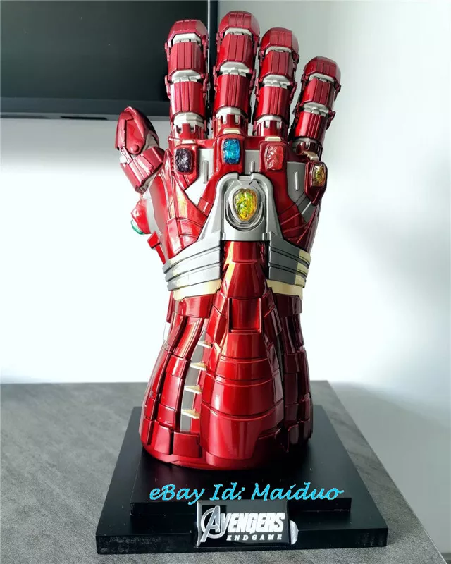Hot toys iron man infinity best sale gauntlet