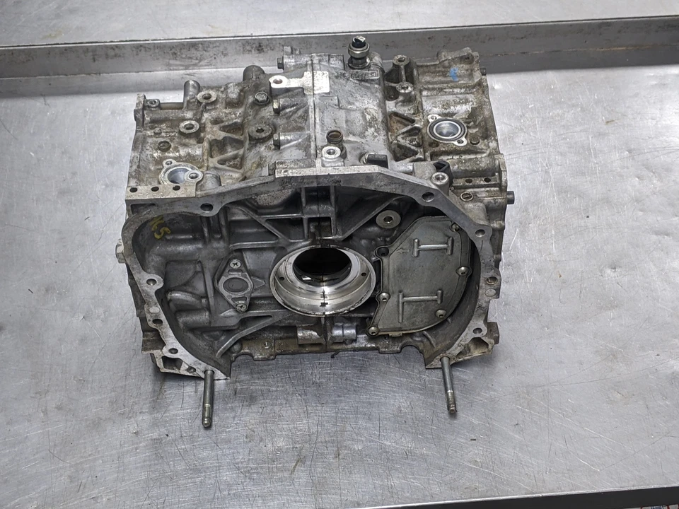 发动机气缸体 适用于 04-13 斯巴鲁 Forester 2.5 11008AA930 涡轮增压 — 第 3/4 张图片