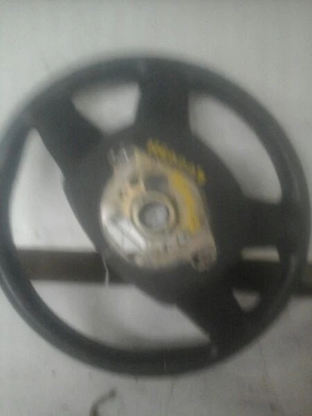 Audi A4 2013 volante 4 radios audio Foto 2 de 4