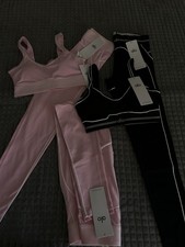 Alo Yoga 2-Piece Athleisure Set Sports Bra & ...