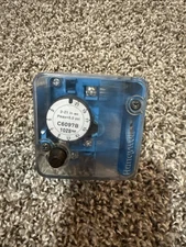 Honeywell C6097B1028 Gas Pressure Switch, 3~21" WC, 1/4" NPT, Used