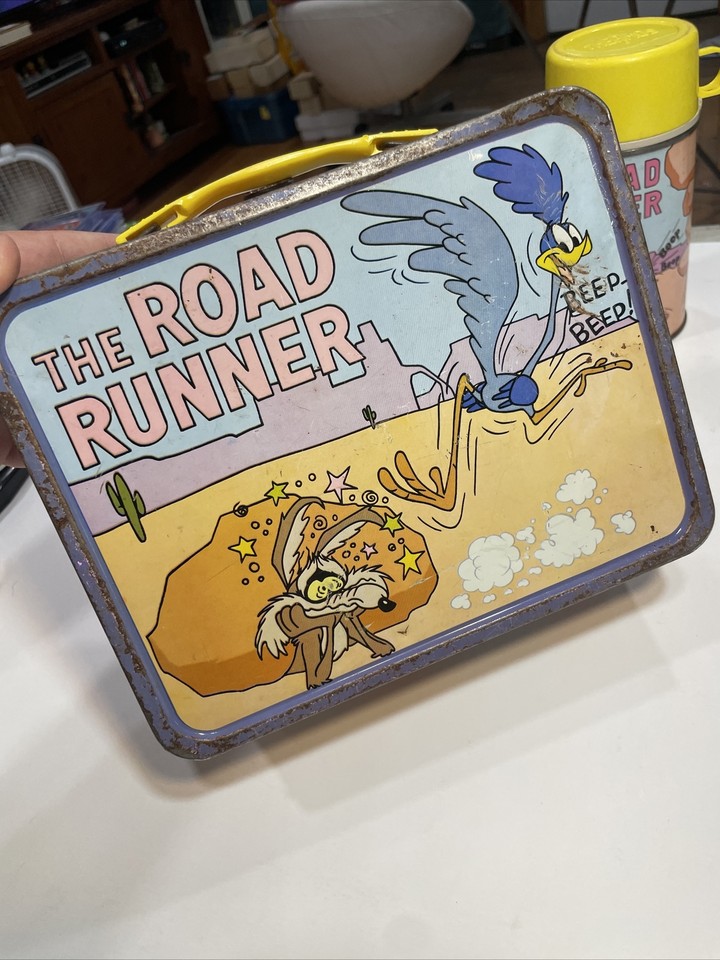 Vintage Road Runner Warner Bros Cartoon 1970s Metal Lunchbox With