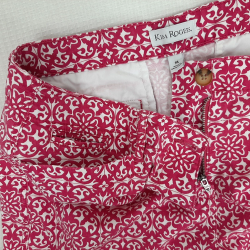 Kim Rogers Women's Size 14 Inseam 7.5 Shorts Pink High Rise Floral Print Stretch - Picture 4 of 12