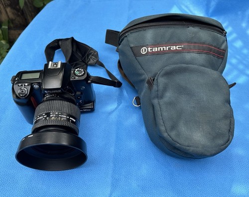 FUJIFILM FINEPIX S1PRO w/ NIKKOR LENS 24-120mm 1:3.5-5.6D, NIKON LENS HOOD HB-11