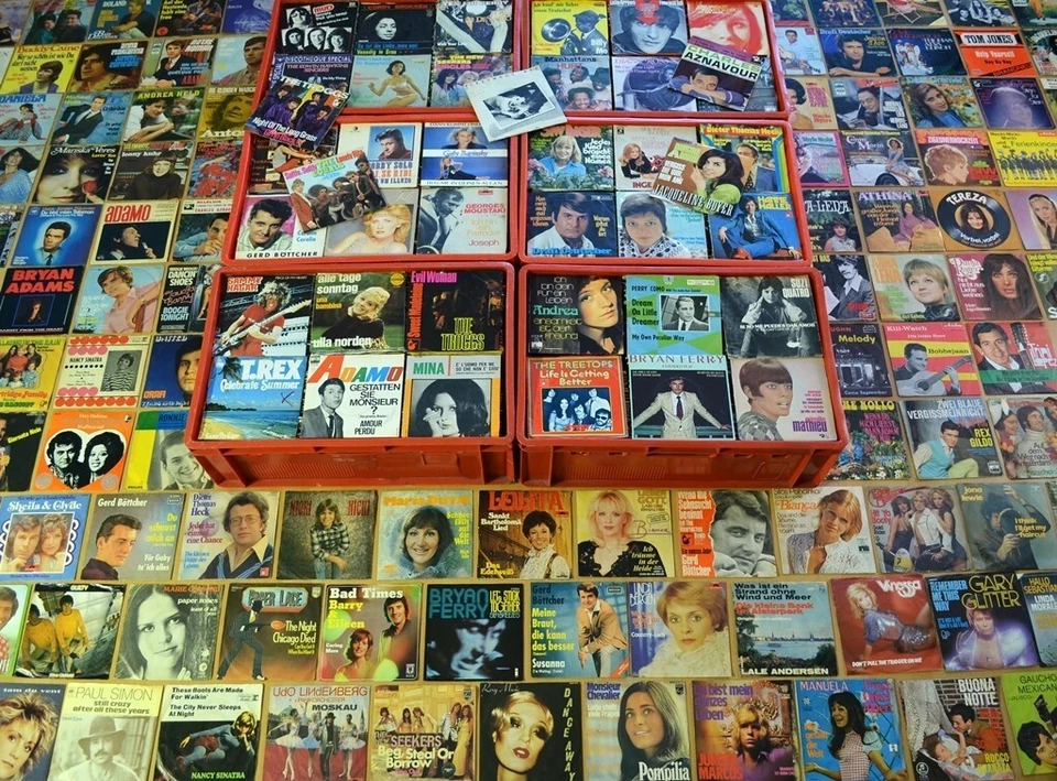 100x Vinyl-Singles mit Cover Paket Sammlung Konvolut Musik-Juke-Box Dekoration - Bild 4 von 4
