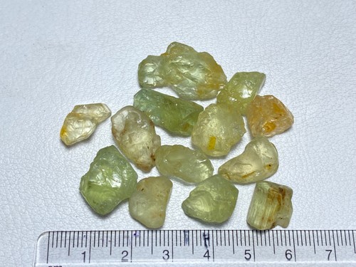 Fine Quality Natural Green Beryl Crystals Rough Gemstones 103 Carats SI Clarity - Imagen 1 de 3