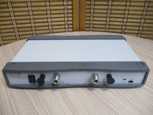 【Kang Rong Scientific】Anritsu MS46122B/010 1 MHz to 8 GHz Vector Network Analyz - Picture 3 of 11