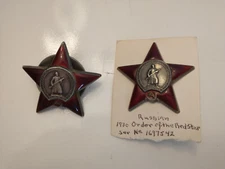 Order of the Red Star 2 Russian Silver Medals 1930-1991