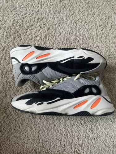 Adidas Yeezy Boost 700 Wave Runner Size 8 WORN | NO BOX | Authentic