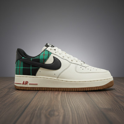Size 10 - Nike Air Force 1 '07 LX 'Stadium Green Plaid' (DV0791-100)