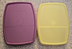 Tupperware Sandwich & Snack 2-Compartment Containers Set of 2 Very Nice