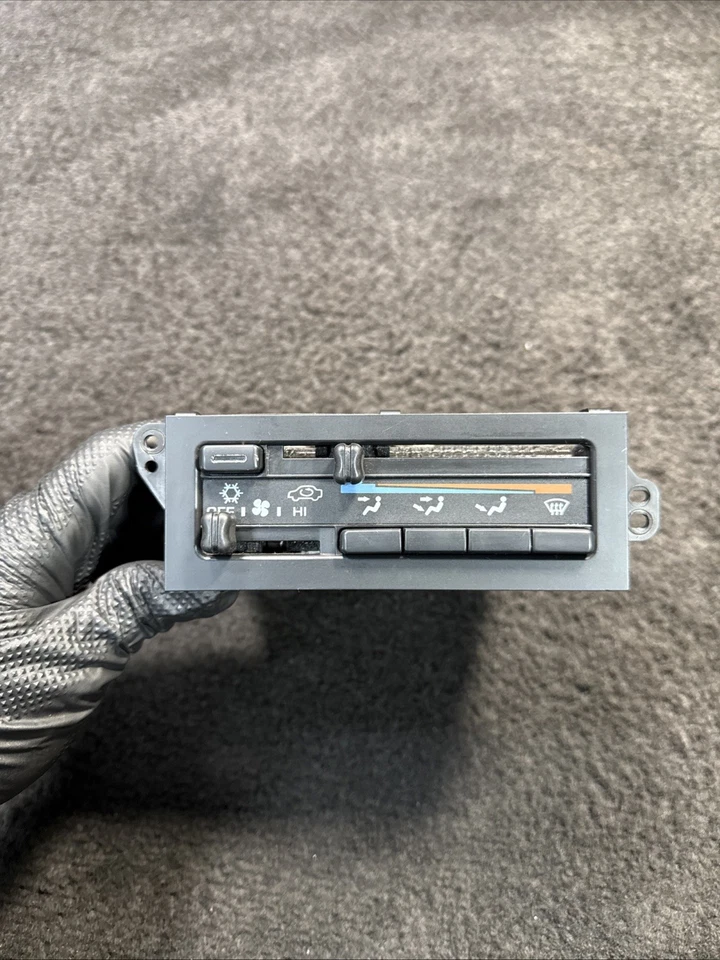 1992-1995 Plymouth Acclaim AC Heat Temperature Climate Control Unit OEM 5264557 - Image 2 of 4