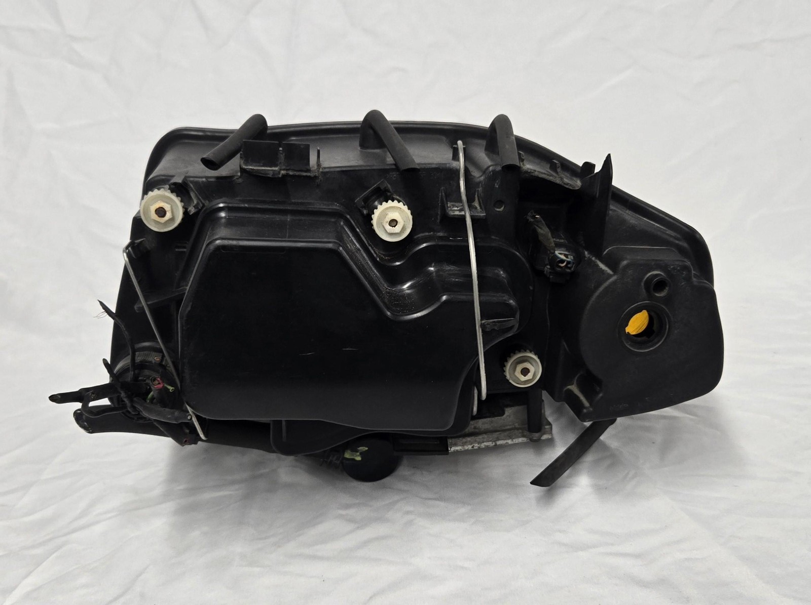 2005 Maserati Quattroporte M139 Front RH Right Passenger Xenon Headlight Assy.