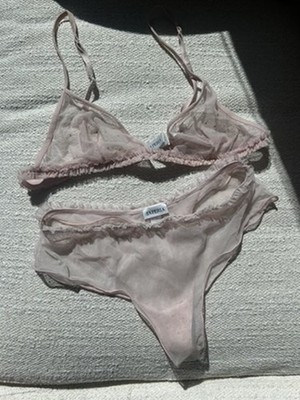 Beautiful La Perla Tulle Ruffle Set   Blush Pink | Bra FR 85C, Briefs FR38