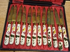 Ancien et rare service de 12 couteaux à fruit en porcelaine UCHATIUS BRONCE