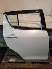 Porte arrière et accessoires Suzuki SWIFT