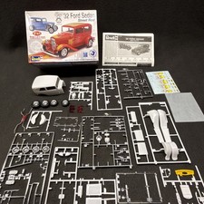 Revell 32 Ford Sedan Street Rod Model 125 Parts Body Fenders Decals Wheels