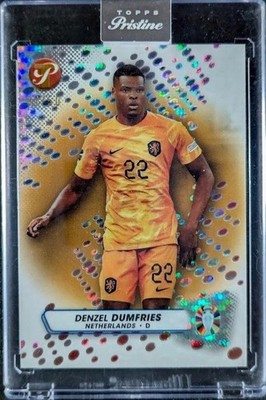 2022-23 Topps Pristine UEFA Euro DENZEL DUMFRIES 33/50 Gold Pristine SP #109