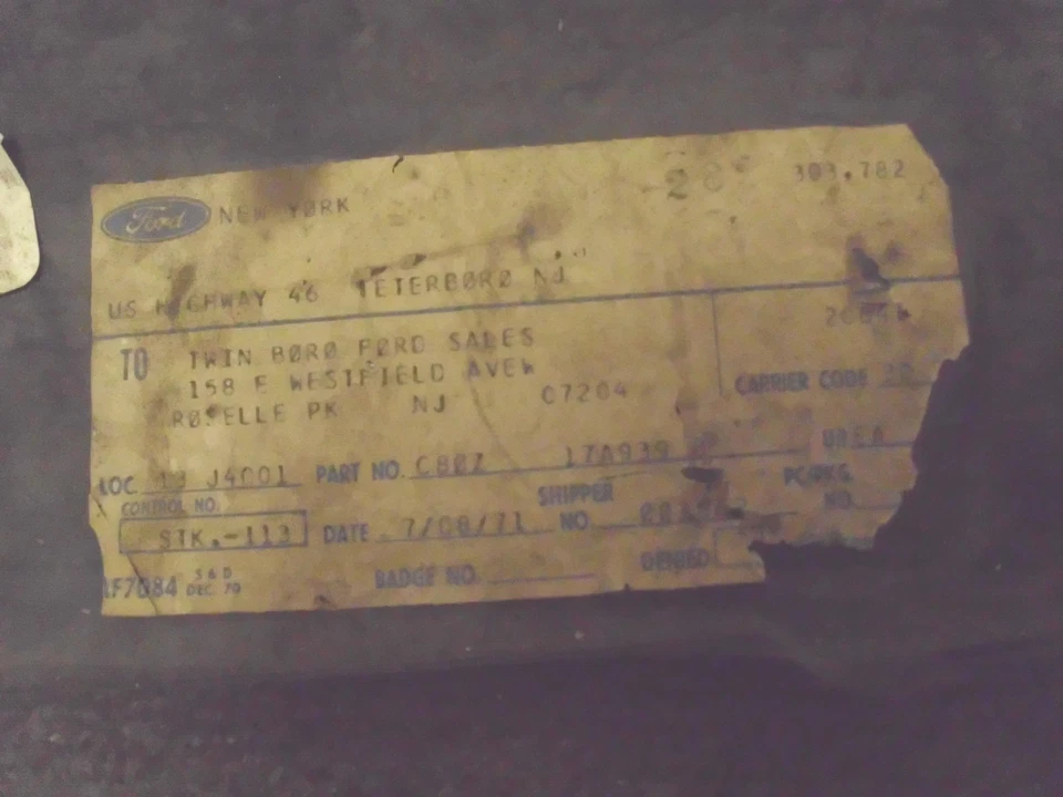 NOS 1968 1969 FORD TORINO PARACHOQUES DELANTERO EXTENSIÓN DEFLECTOR PIEDRA LH C8OZ-17A939 Foto 2 de 3