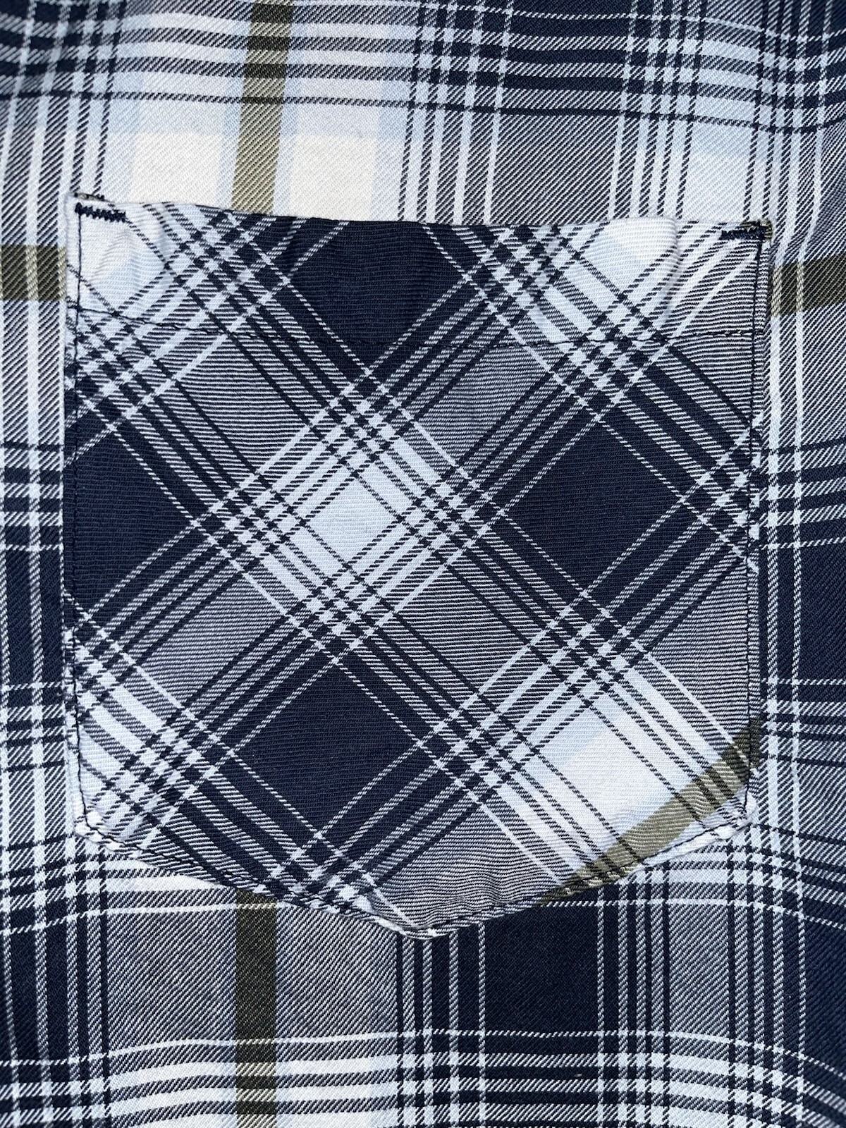 Pendleton Women's Medium Plaid Cotton Button Up S… - image 4