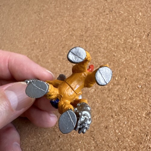 Mini figura de PVC Bandai Digimon Digital Monsters 2000 2" Centarumon Centalmon - Imagen 12 de 12