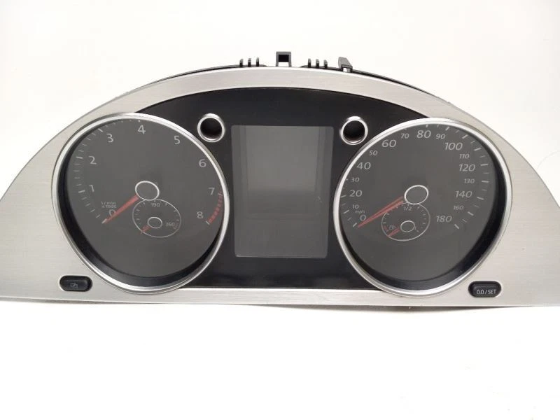 Volkswagen CC 2010 velocímetro clúster MPH Foto 4 de 4