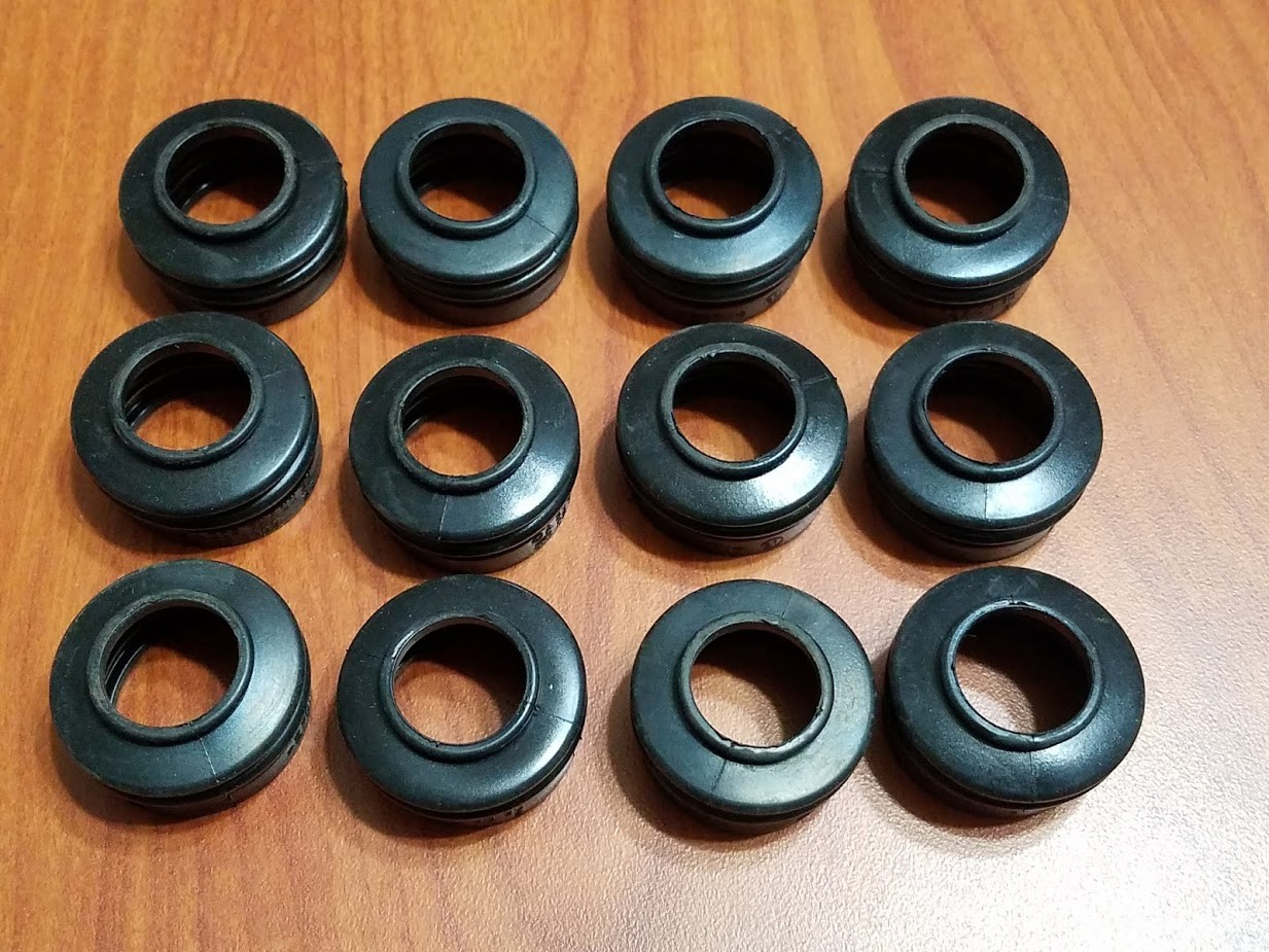 12 New Genuine Mercedes Benz Dust Boot Grommet Bushings OEM  
