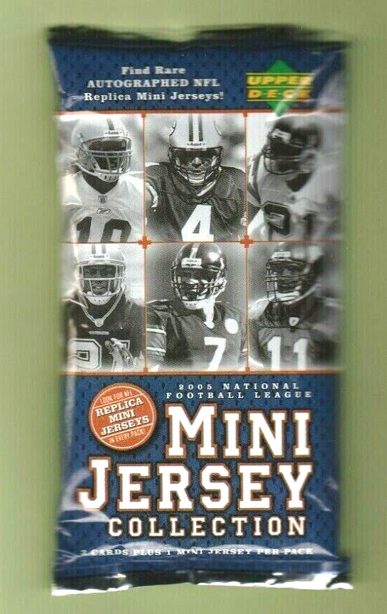 2005 Upper Deck NFL BEN ROETHLISBERGER 7 Mini Football Jersey Sealed