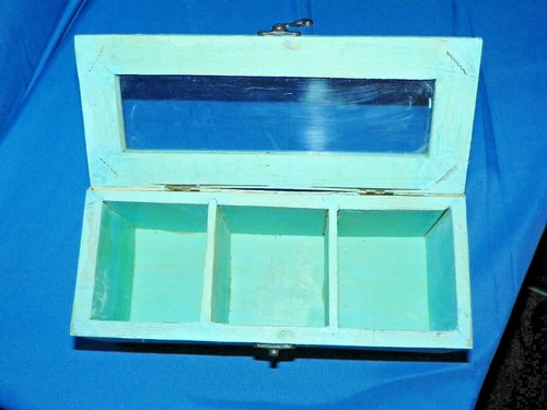 JEWELRY BOX KEEPSAKE BOX, LOVELY BEACH BLUE THREE SHELF BOX WITH LATCH NEW - Picture 4 of 12