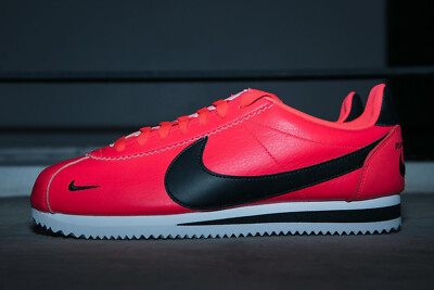 nike cortez mini swoosh
