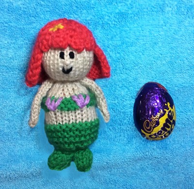 STRICKMUSTER - Arielle inspiriert Schokolade Meerjungfrau Abdeckung passt Ostern Creme Ei