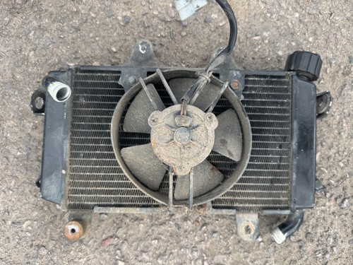⭐KTM DUKE 125 RAD RADIATOR WITH FAN 2011-2016 FREE UK POST⭐