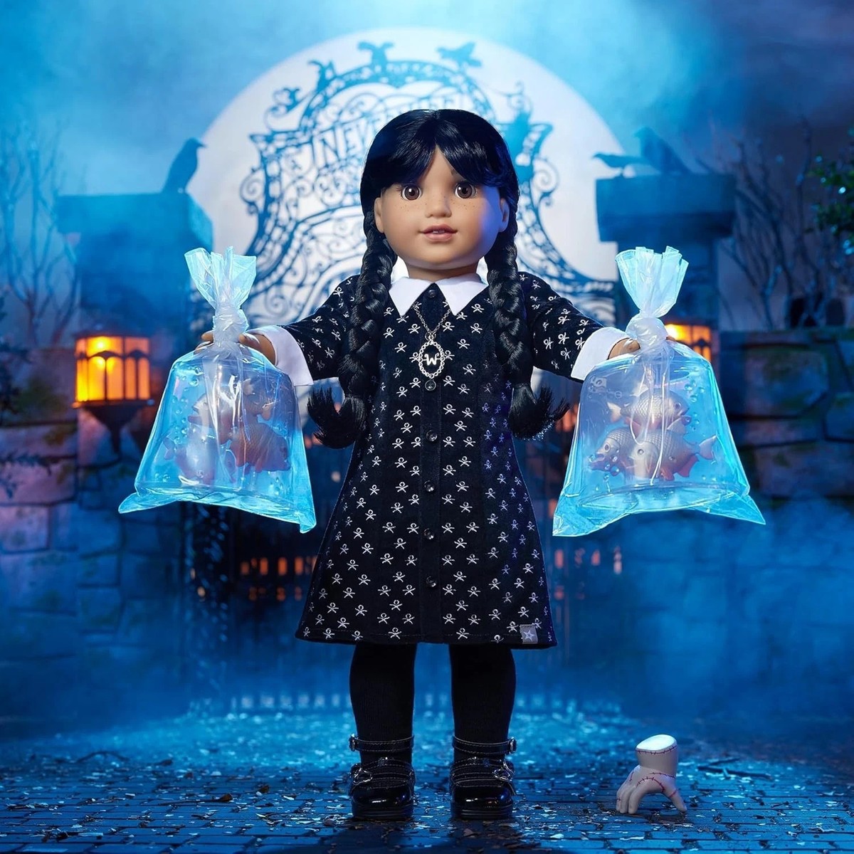 AMERICAN GIRL WEDNESDAY ADDAMS COLLECTOR DOLL AUTHENTIC FAST SHIP
