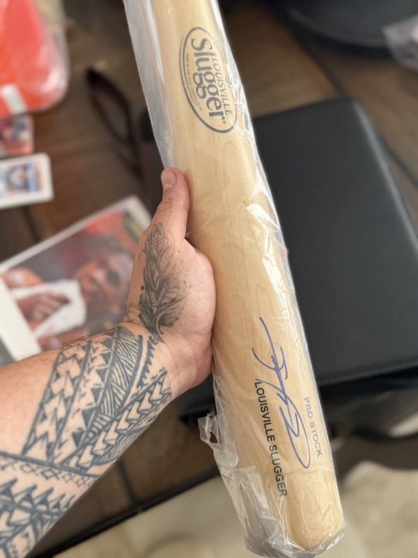 Louisville Slugger Autographed Sammy Sosa (Authenticated)