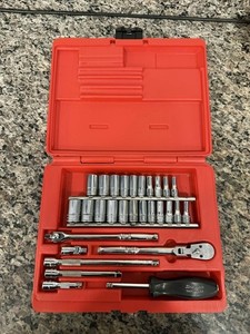 Snap On 29PC 1/4" General Service Set W/ Sockets SPB-MS 362941