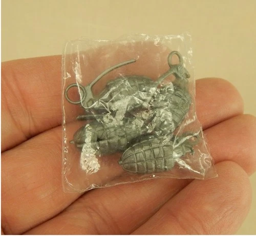 Vintage 1966 Hasbro GI Joe #7532 Special Forces Bazooka Set Grenade Lot C8