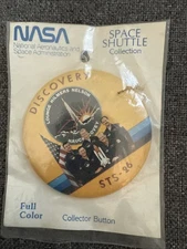 Vintage Discovery STS-26 Full Color Collector Button NASA Space Shuttle USA