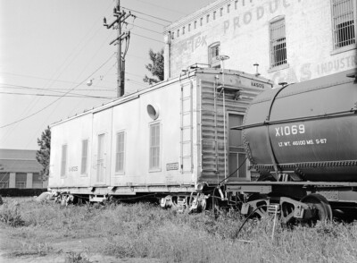 Texas & Pacific Maintenance of Way Crew Car No X-4505 Denton TX 1969 5x7 Photo