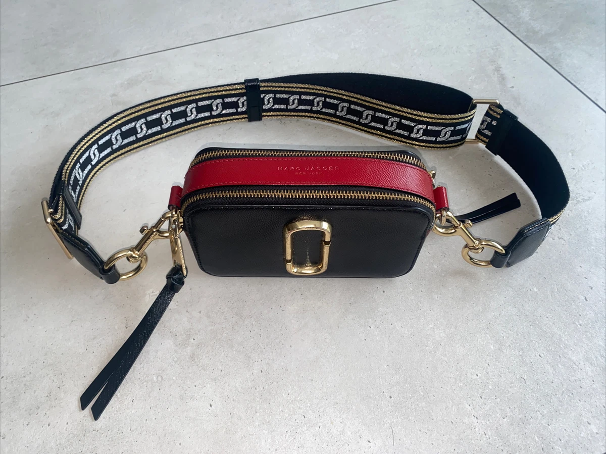 Marc Jacobs Black 'The Logo Strap Snapshot' Bag